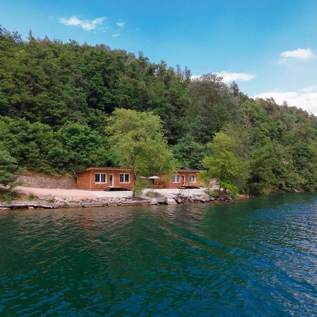 Chalet Alessandrini - Private Lakeside Beach Tenna Eksteriør billede
